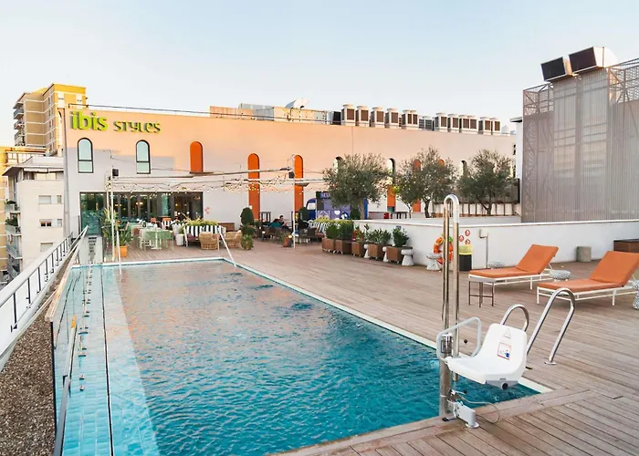 Ibis Styles Sevilla City Santa JustaAlbergo