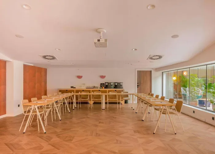 Ibis Styles Sevilla City Santa JustaAlbergo